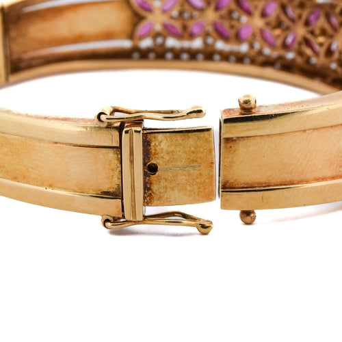 Bracelet Bracelet vintage en or jaune 18 ct, rubis et diamants 58 Facettes BR26 '(05259)