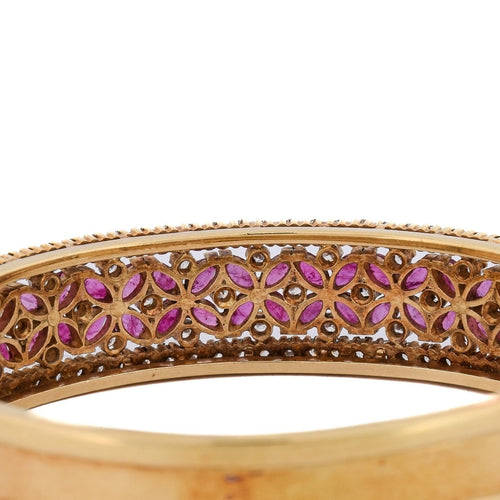 Bracelet Bracelet vintage en or jaune 18 ct, rubis et diamants 58 Facettes BR26 '(05259)