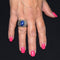 Bague 56 Bague Art Nouveau en or blanc 18 carats avec saphir cabochon et diamants 58 Facettes