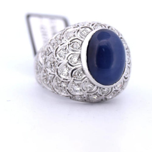 Bague 56 Bague Art Nouveau en or blanc 18 carats avec saphir cabochon et diamants 58 Facettes