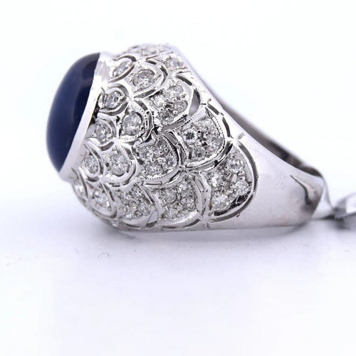 Bague 56 Bague Art Nouveau en or blanc 18 carats avec saphir cabochon et diamants 58 Facettes