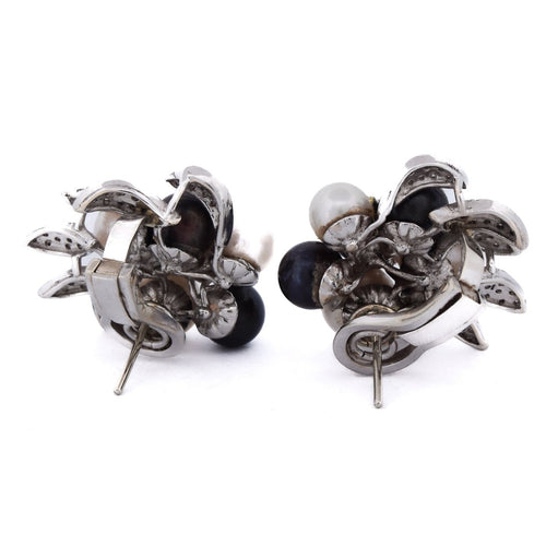 Boucles d'oreilles Boucles d'oreilles vintage - Motif floral en or blanc 18 carats avec perles et diamants 58 Facettes OR26 (00229)