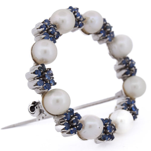 Broche Broche en or blanc 18 ct, perles de culture et saphirs 58 Facettes SP24 '(0379)