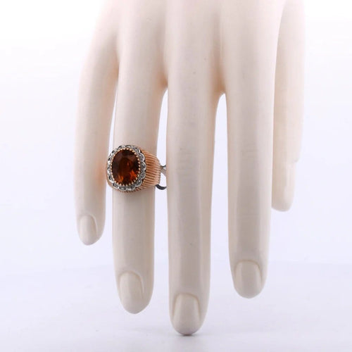 Bague 48 Bague en or jaune 18 carats avec citrine et diamants 58 Facettes AN332