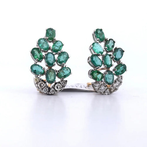 Boucles d'oreilles Boucles d'oreilles en platine avec émeraudes et diamants 58 Facettes