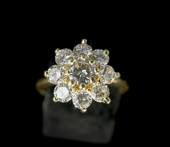 Bague 54.5 Bague marguerite en or jaune 18 carats et diamants 58 Facettes
