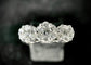 Bague 60 Bague trio de fleurs en or blanc 18 carats et diamants 58 Facettes