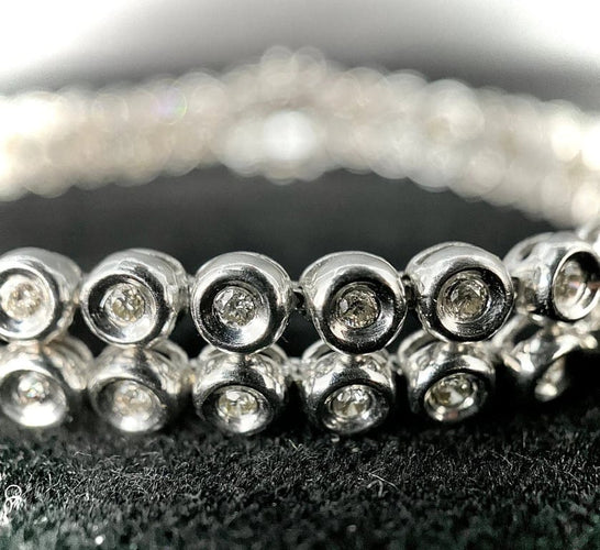 Bracelet Bracelet rivière double en or blanc 18 carats et 80 diamants 58 Facettes