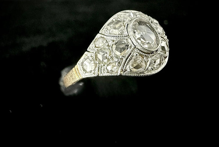Bague 66 Art Nouveau - Bague en or jaune et platine sertie de diamants 58 Facettes