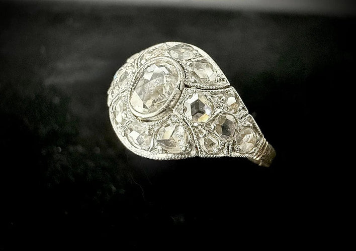 Bague 66 Art Nouveau - Bague en or jaune et platine sertie de diamants 58 Facettes