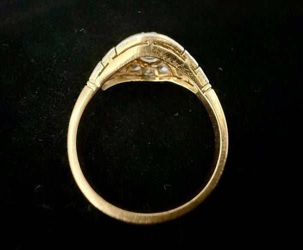 Bague 66 Art Nouveau - Bague en or jaune et platine sertie de diamants 58 Facettes