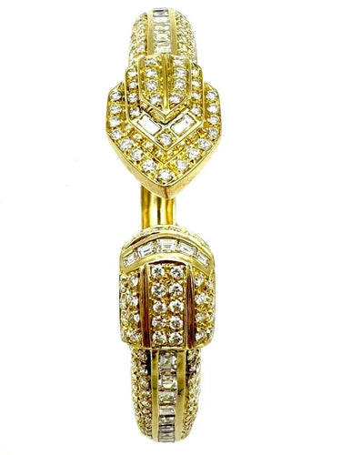 Bracelet Bracelet jonc vintage en or jaune 18K et diamants 5,5 ct 58 Facettes