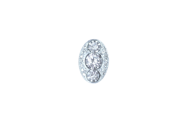 Bague 53 Art Déco - Bague ovale en platine et or blanc, diamants 58 Facettes