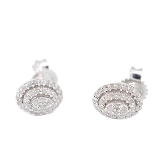 Boucles d'oreilles Boucles d’oreilles entourage en or blanc 14 carats avec diamants 58 Facettes 2027