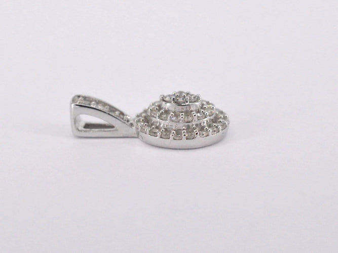 Pendentif Pendentif en or blanc avec diamants 58 Facettes 2028