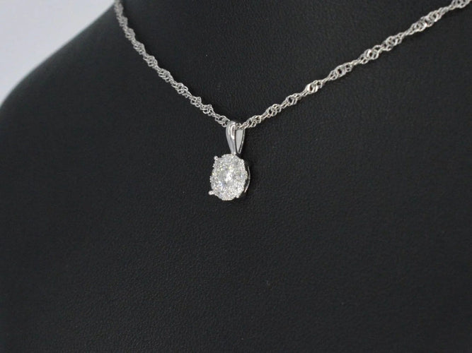 Pendentif Pendentif en or blanc 14 carats avec diamants 58 Facettes 2074