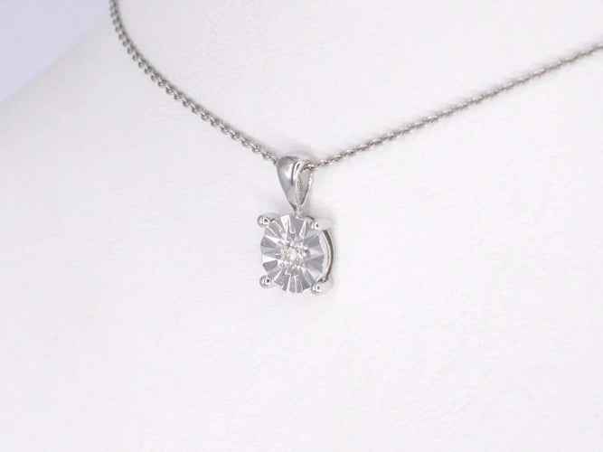 Pendentif Pendentif en or blanc 14 carats avec diamant taille brillant 58 Facettes 2190