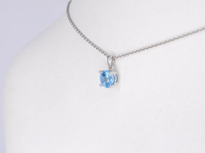 Pendentif Pendentif en or blanc 14 carats avec topaze 0,90 ct 58 Facettes 2202