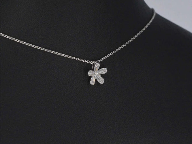 Pendentif Pendentif en or blanc 14 carats avec diamant 0,40 ct 58 Facettes 2218