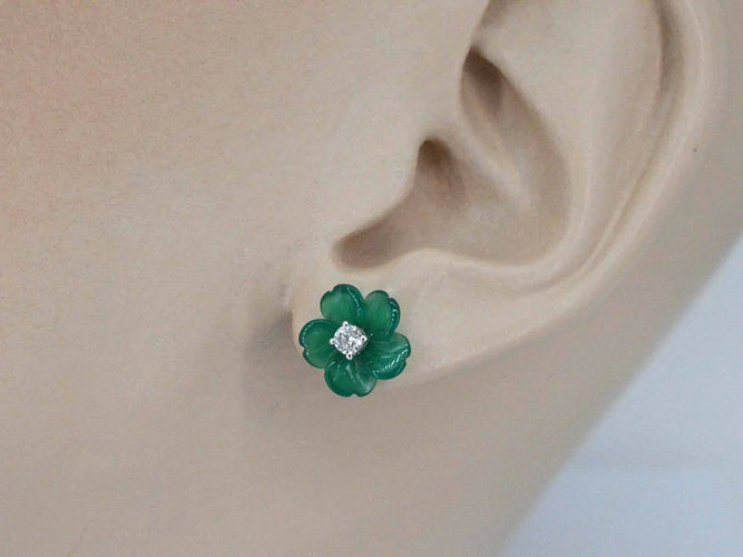 Boucles d'oreilles Boucles d’oreilles en or blanc 14 carats avec diamants 0,18 ct 58 Facettes 2258