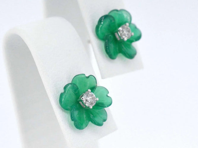 Boucles d'oreilles Boucles d’oreilles en or blanc 14 carats avec diamants 0,18 ct 58 Facettes 2258