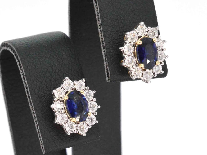Boucles d'oreilles Boucles d’oreilles en or 14 carats avec diamants et saphirs 58 Facettes 2298