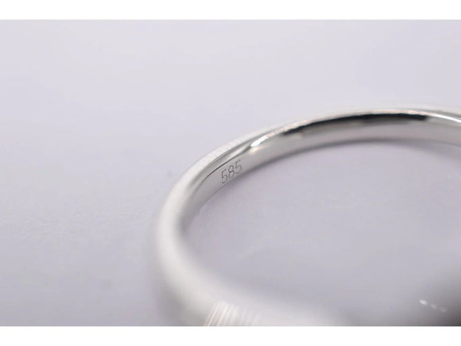 Bague 54 Bague d'entourage en or blanc 14 carats avec diamants 58 Facettes 2008