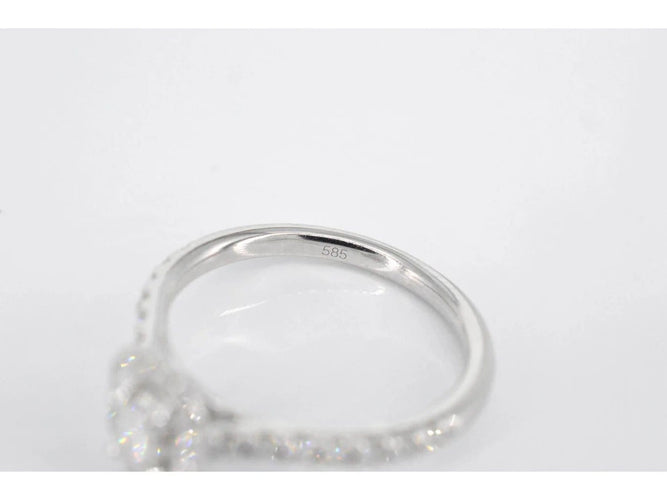 Bague 54 Bague entourage en or blanc 14 carats avec diamants 58 Facettes 2086