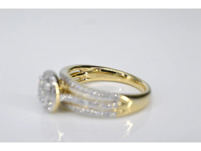 Bague 54 Bague entourage en or jaune 14 carats avec diamants 58 Facettes 2107