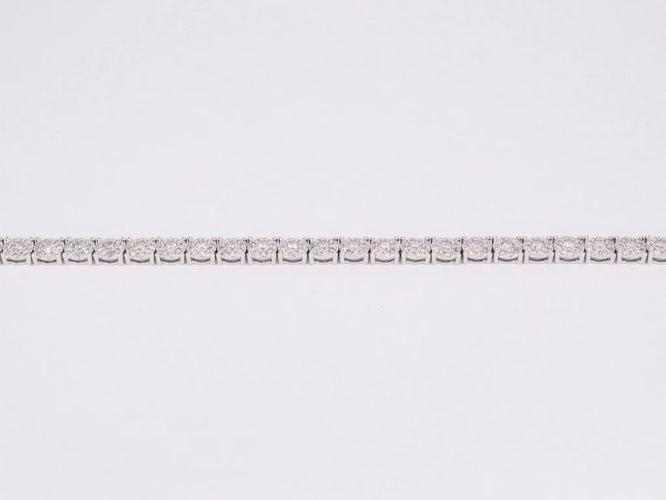 Bracelet Bracelet tennis en or blanc 18 carats avec diamants 58 Facettes 2036
