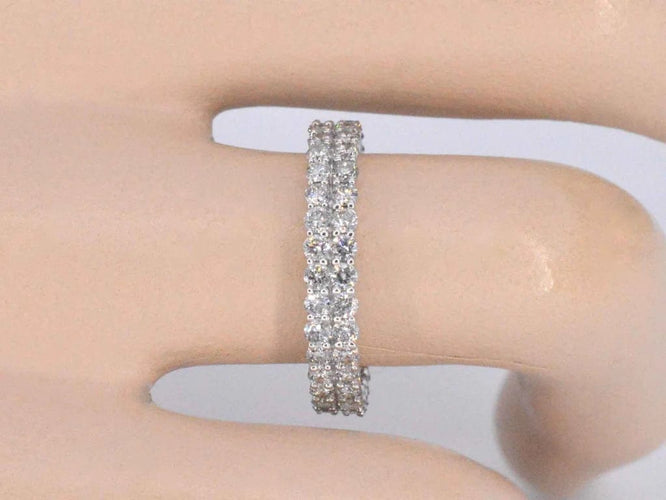 Bague 54 Bague d’éternité en or blanc 14 carats sertie de diamants 58 Facettes 2208