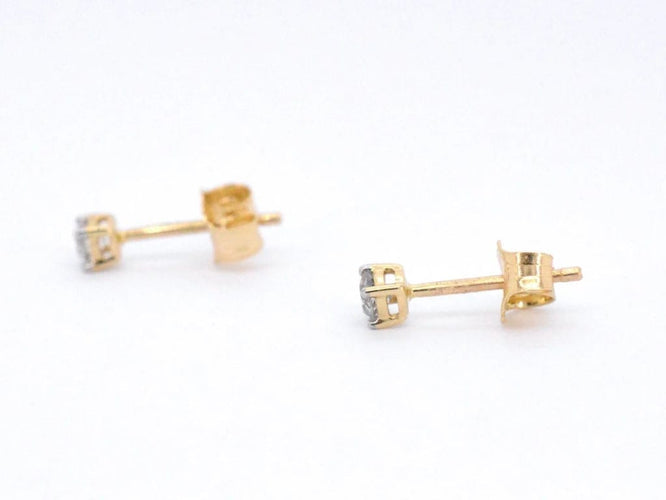 Boucles d'oreilles Boucles d'oreilles en or jaune 14 carats serties de diamants 58 Facettes 2271