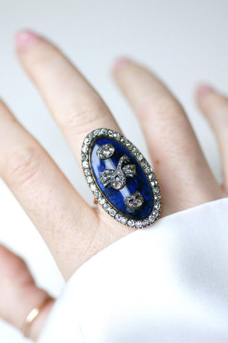 Bague 61 Bague navette XVIIIe siècle en or rose, argent, émail bleu et diamants 58 Facettes