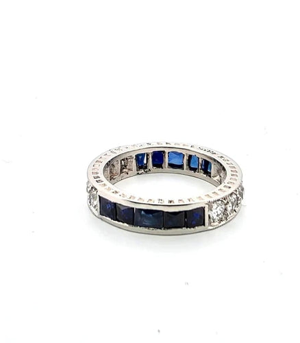 Bague 52 Bague en or blanc 18 carats avec saphirs et diamants 58 Facettes