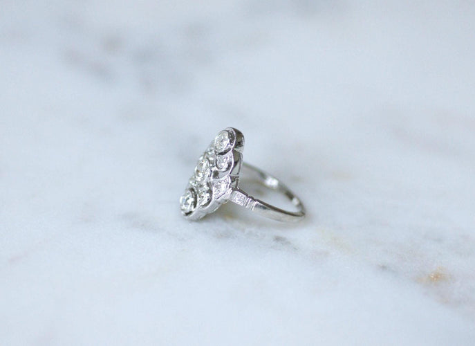 Bague Art Déco - Bague marquise en platine diamants 58 Facettes