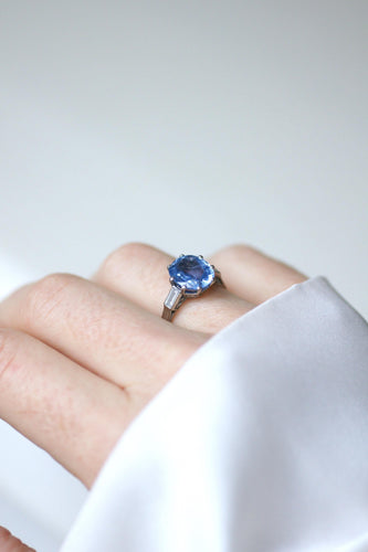 Bague 51 Art Déco - Bague en platine saphir de Ceylan et diamants baguette 58 Facettes