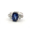 Bague 56 Bague en or blanc 18 carats avec saphir birman et diamants 58 Facettes