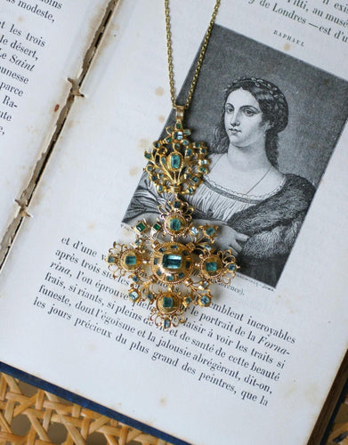 Pendentif Croix XVIIIe siècle - Pendentif en or jaune et émeraudes 58 Facettes