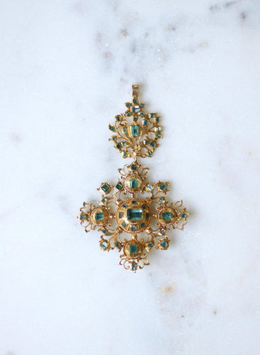 Pendentif Croix XVIIIe siècle - Pendentif en or jaune et émeraudes 58 Facettes