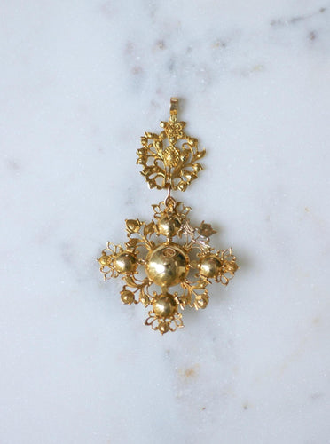 Pendentif Croix XVIIIe siècle - Pendentif en or jaune et émeraudes 58 Facettes