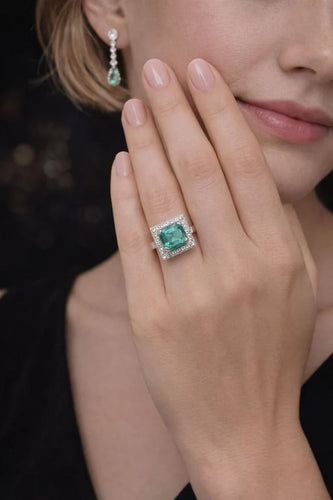 8a9df6eb-17b4-4b8a-e6b1-54ba1a316600