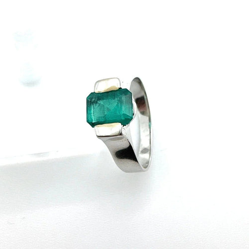 Bague 53 Bague en or blanc 18 carats avec émeraude naturelle 58 Facettes 50387