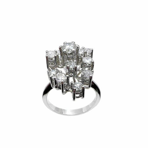 Bague 55 Bague vintage florale en or blanc 18 carats et diamants 58 Facettes 50392