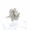 Bague 55 Bague vintage florale en or blanc 18 carats et diamants 58 Facettes 50392
