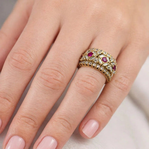 Bague 55 Bague en or jaune 18 carats avec diamants et rubis 58 Facettes 50398