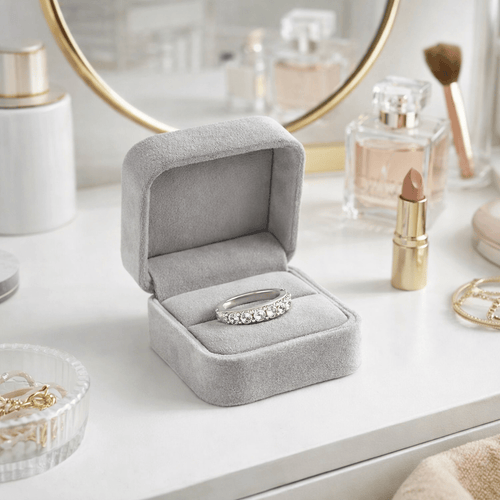 Bague 52 Bague demi-alliance en or blanc 750 avec diamants taille brillant 58 Facettes 50144