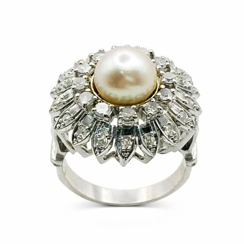 Bague 54 Bague motif floral en or blanc avec perle et diamants 58 Facettes 50277