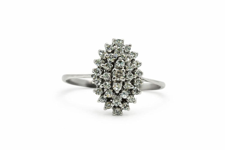 Bague 57 Bague grappe de diamants en or blanc 18k 58 Facettes 50286