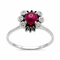 Bague 60 Bague en or blanc, rubis central et diamants 58 Facettes 50333