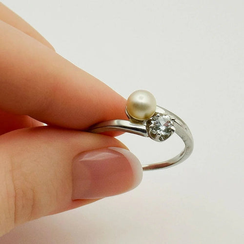 Bague 55 Toi et moi - Bague en or blanc 18 carats avec perle et diamant 58 Facettes 50322